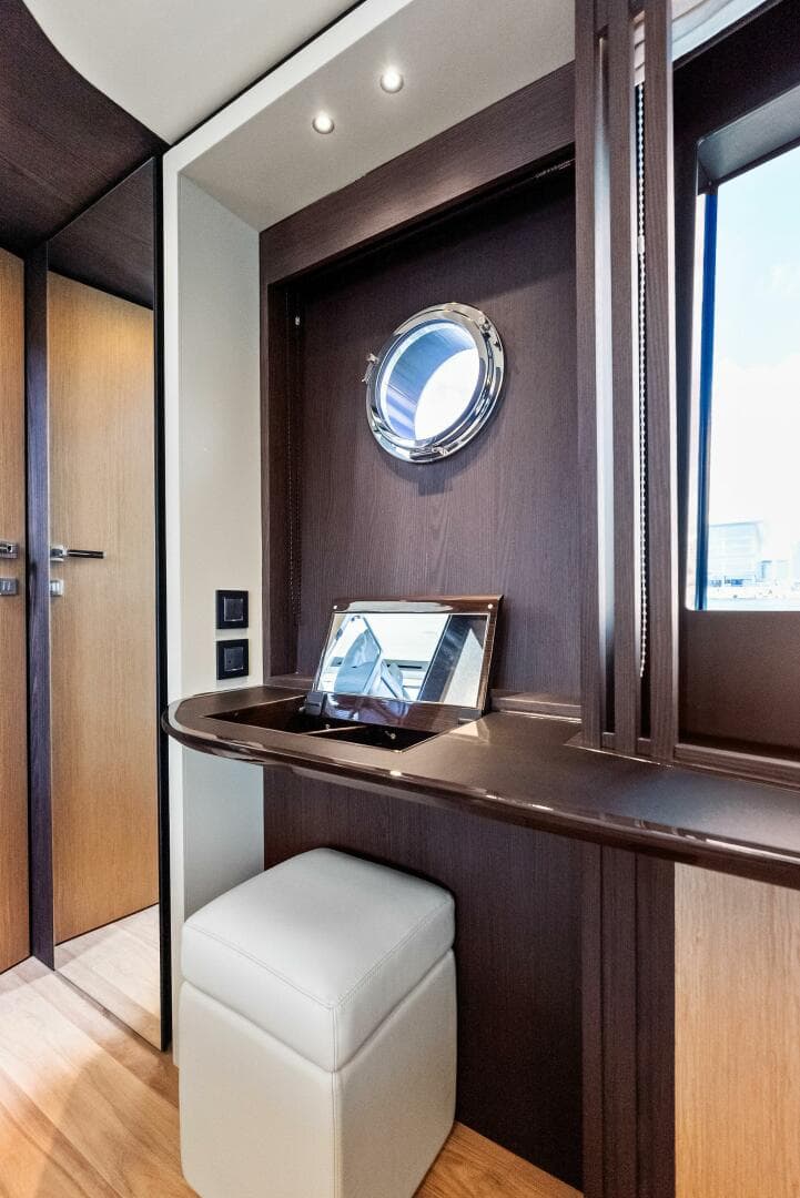 2023 Absolute 52 Fly — photo 62