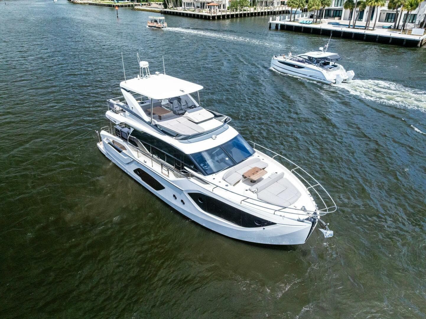 2023 Absolute 52 Fly — photo 3