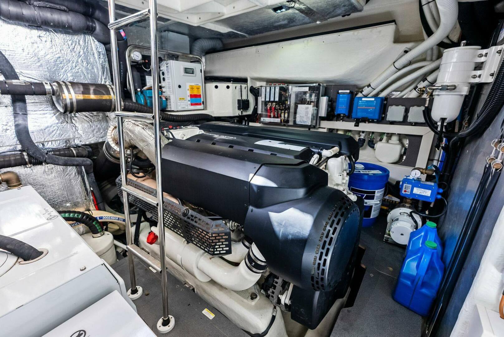 2023 Absolute 52 Fly — photo 79