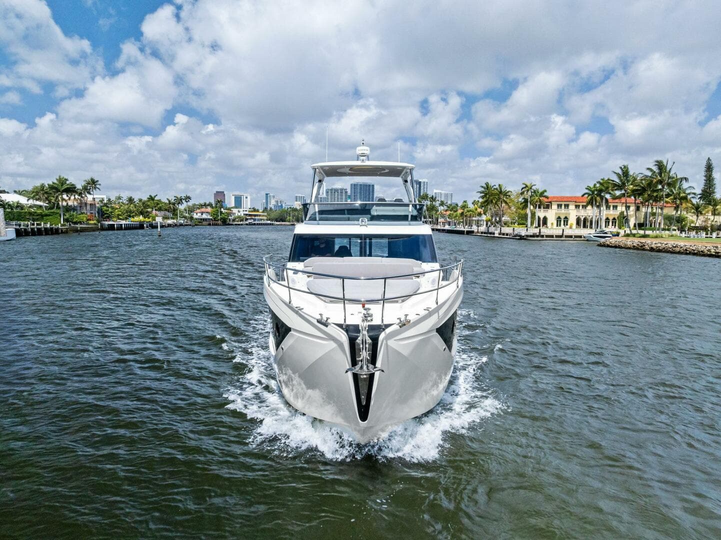 2023 Absolute 52 Fly — photo 7