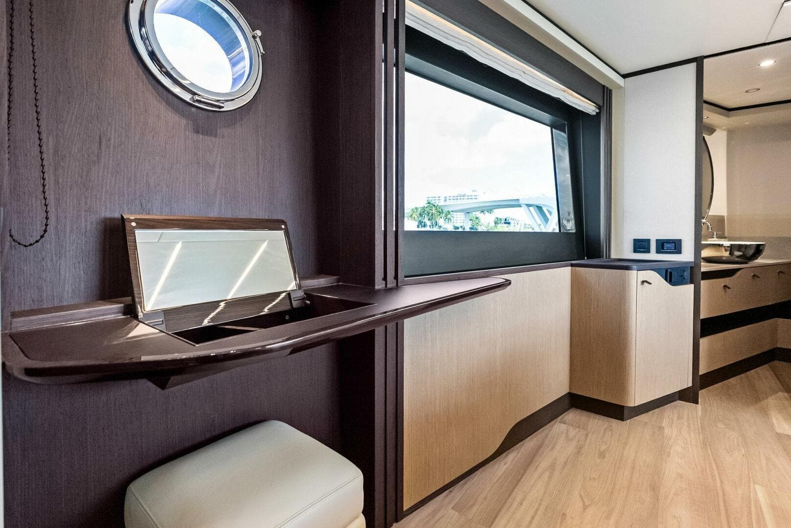 2023 Absolute 52 Fly — photo 61