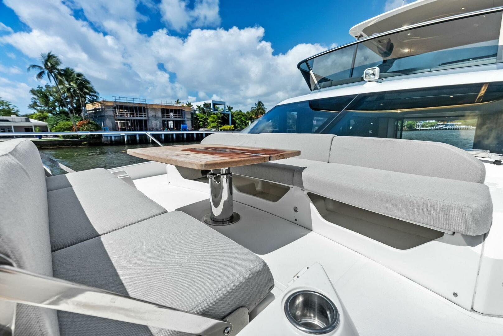 2023 Absolute 52 Fly — photo 27