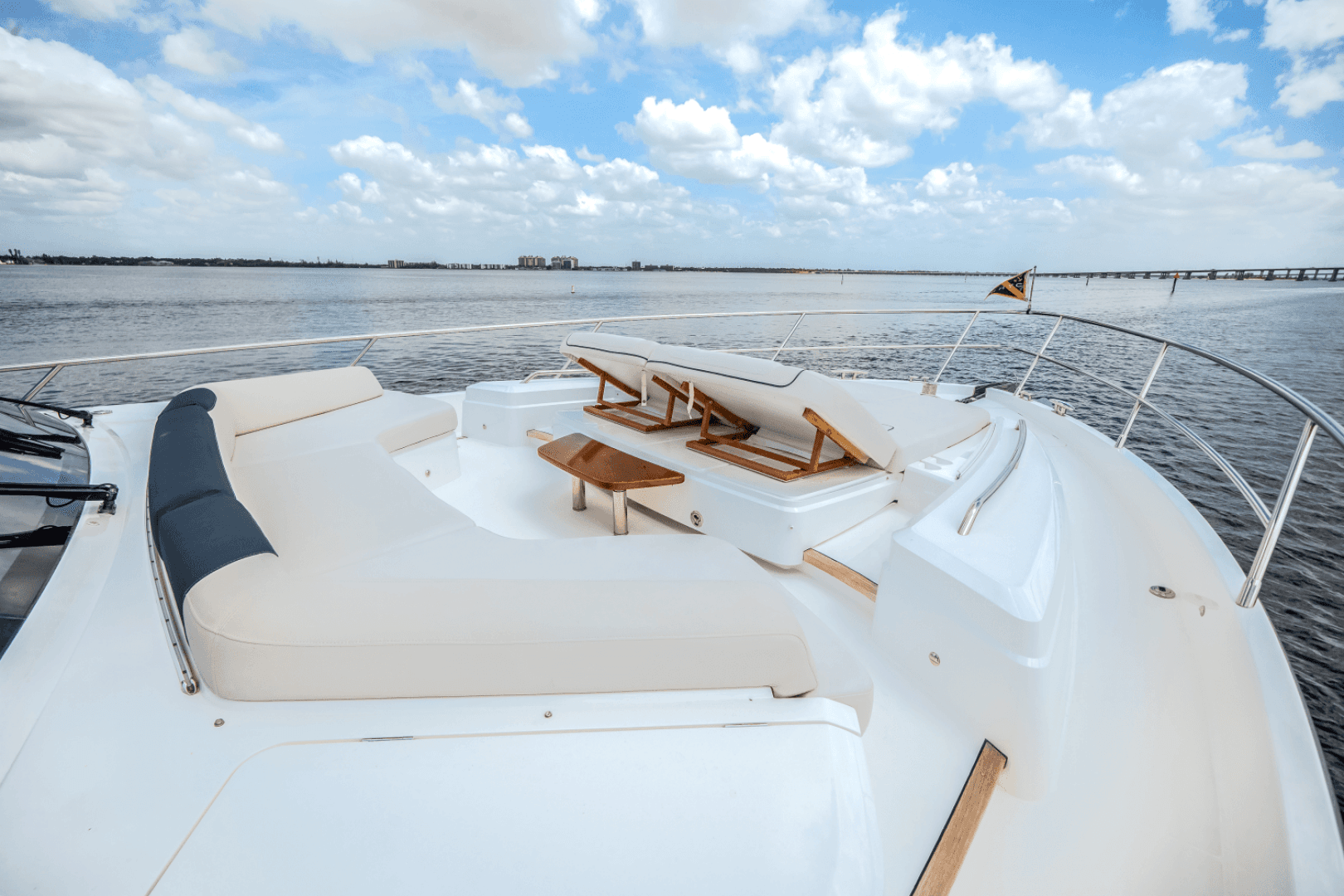 2019 Princess F70 — photo 29