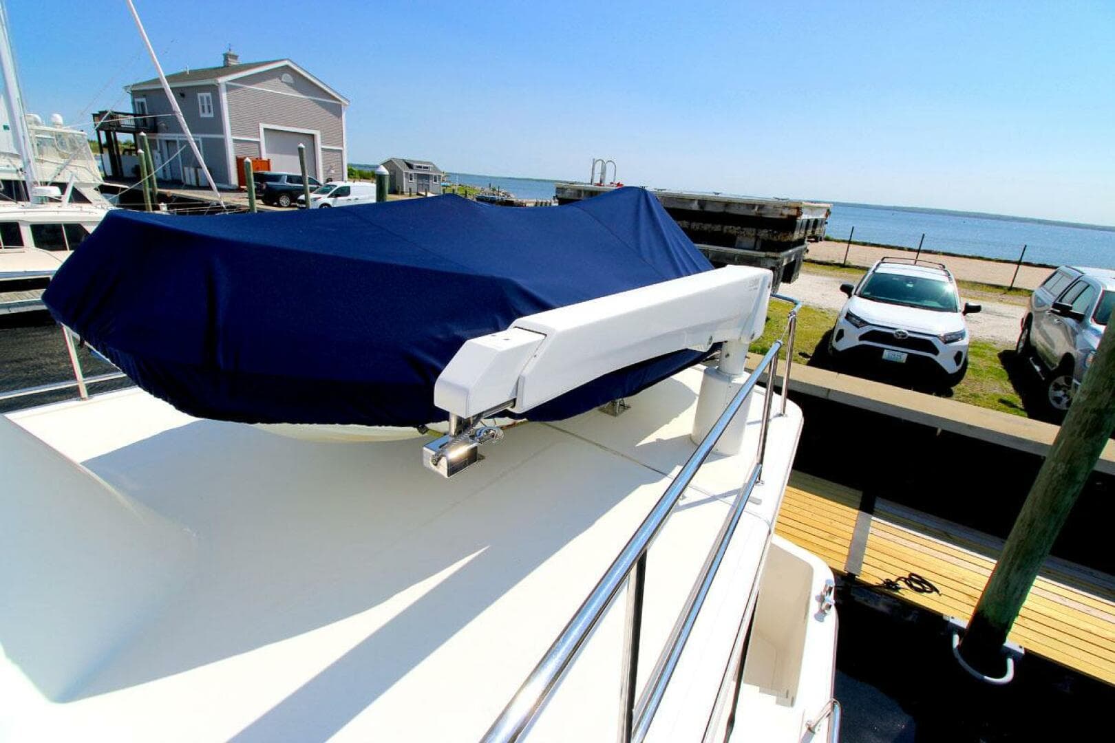 2006 American Tug 41 — photo 12