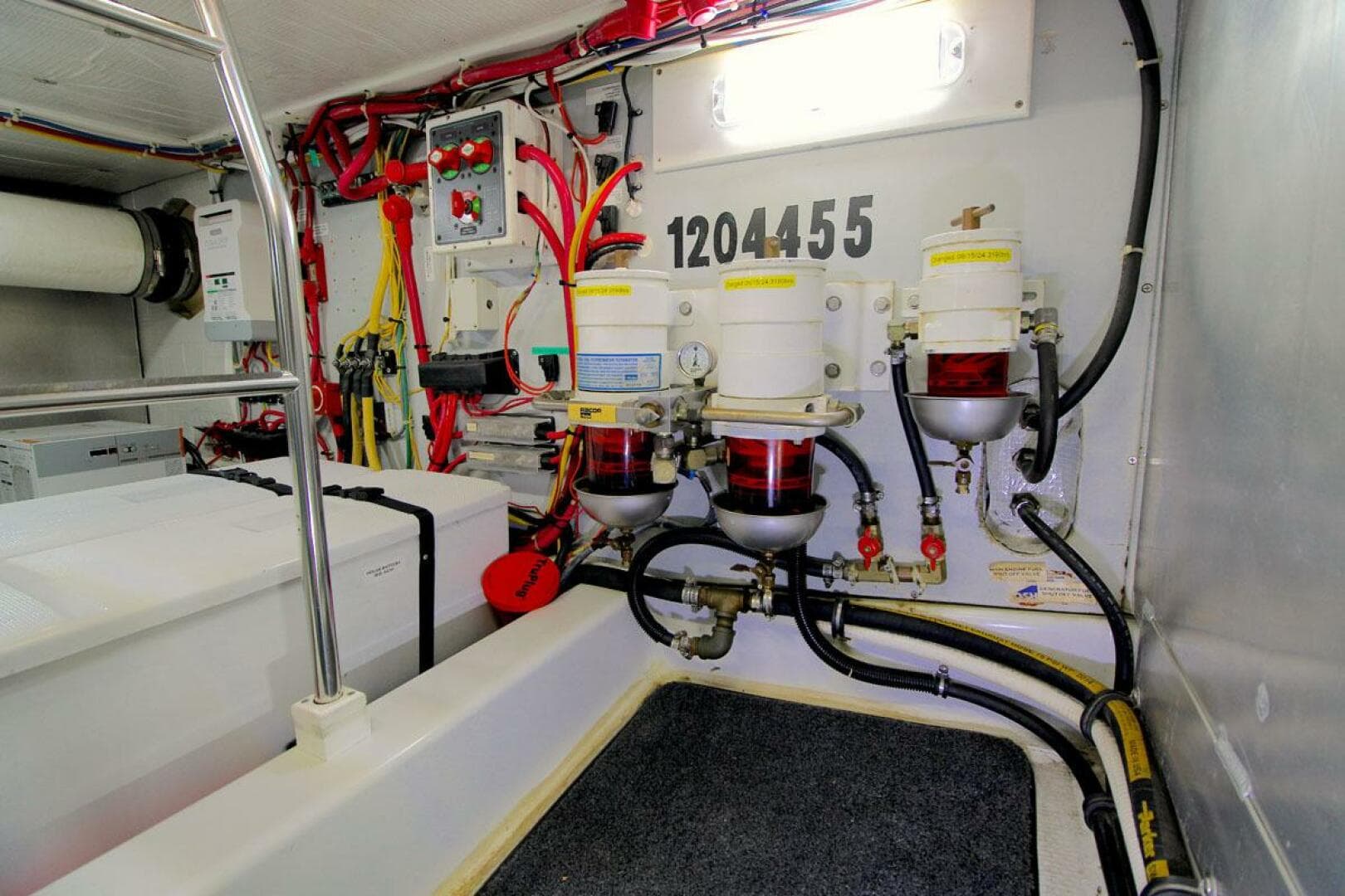 2006 American Tug 41 — photo 53