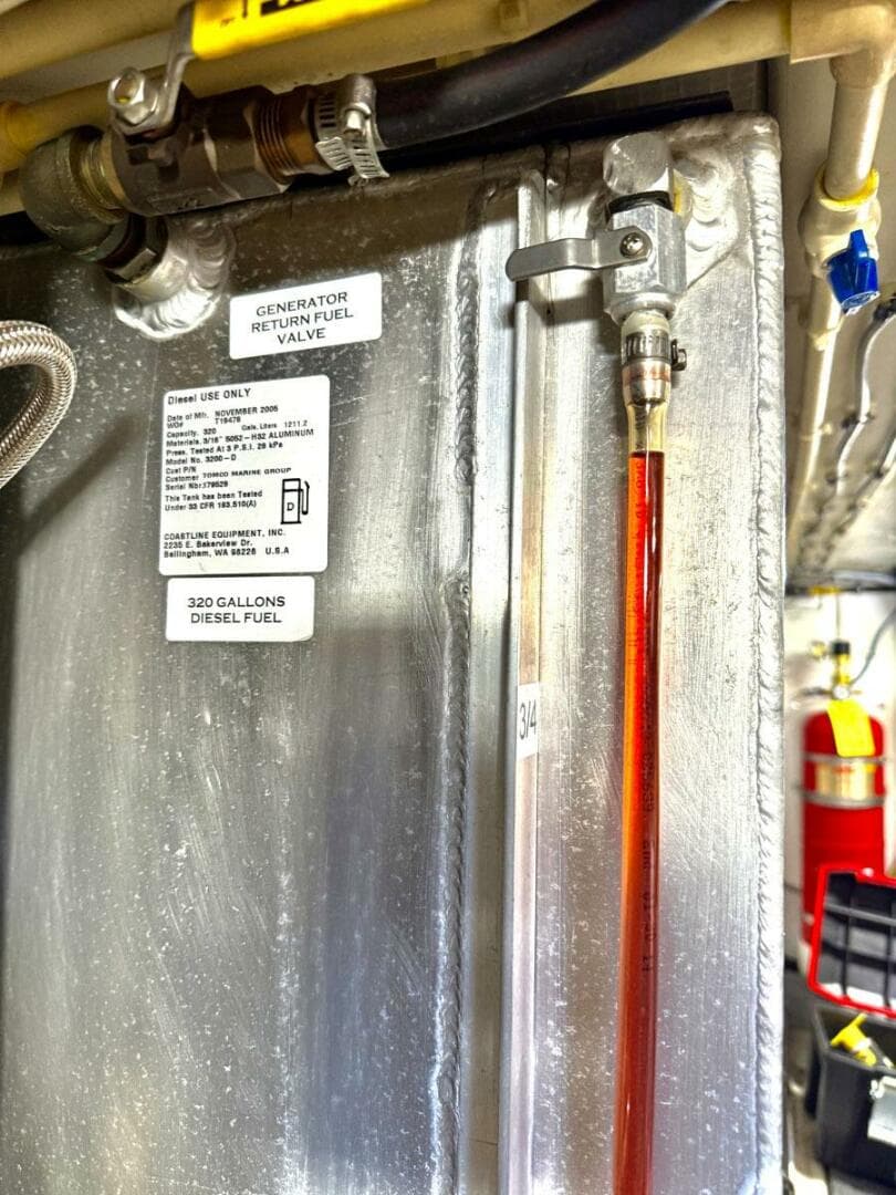 2006 American Tug 41 — photo 50