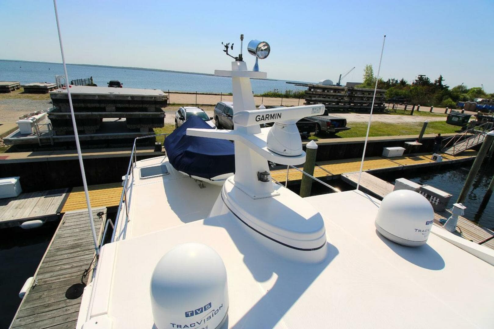 2006 American Tug 41 — photo 7