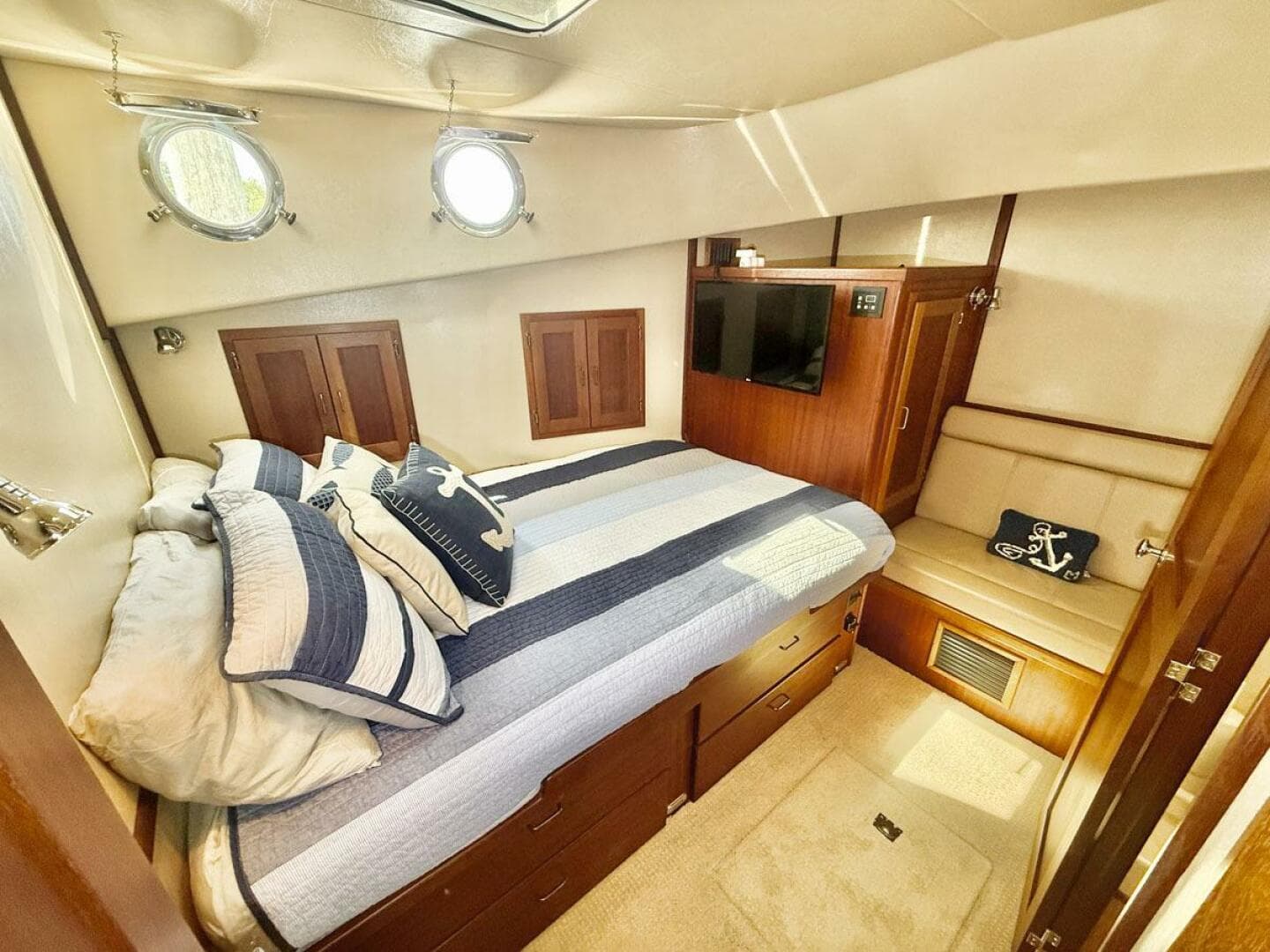 2006 American Tug 41 — photo 41