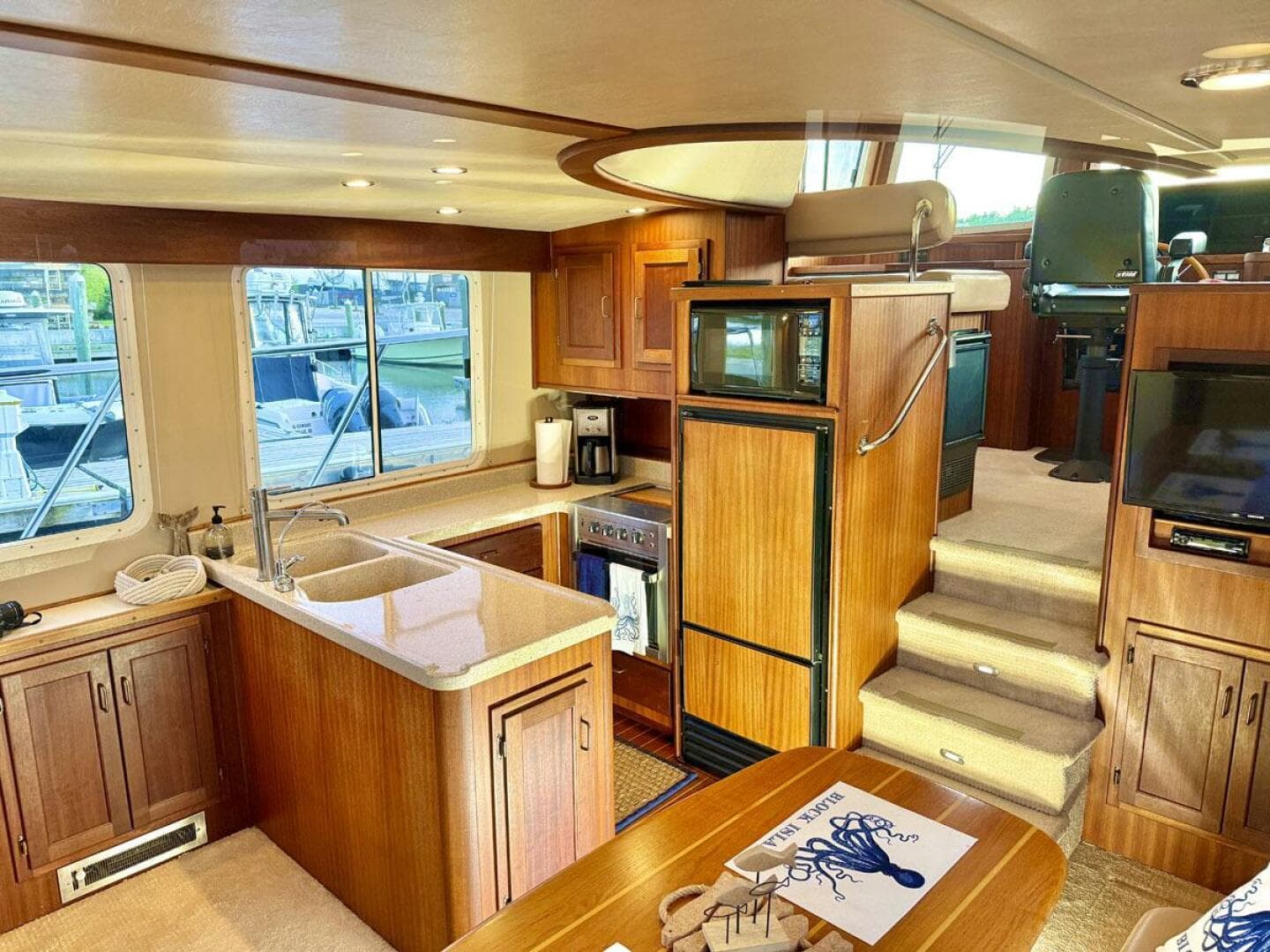 2006 American Tug 41 — photo 32