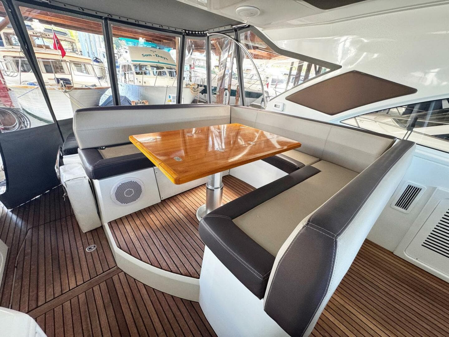 2015 Beneteau Gran Turismo 44 — photo 18