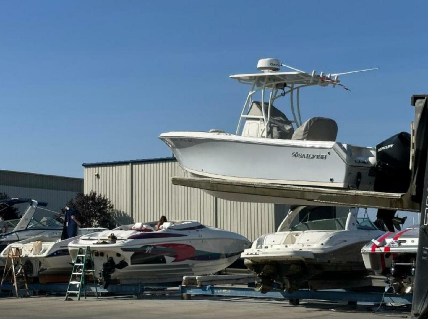 2023 Sailfish 220 CC — photo 2