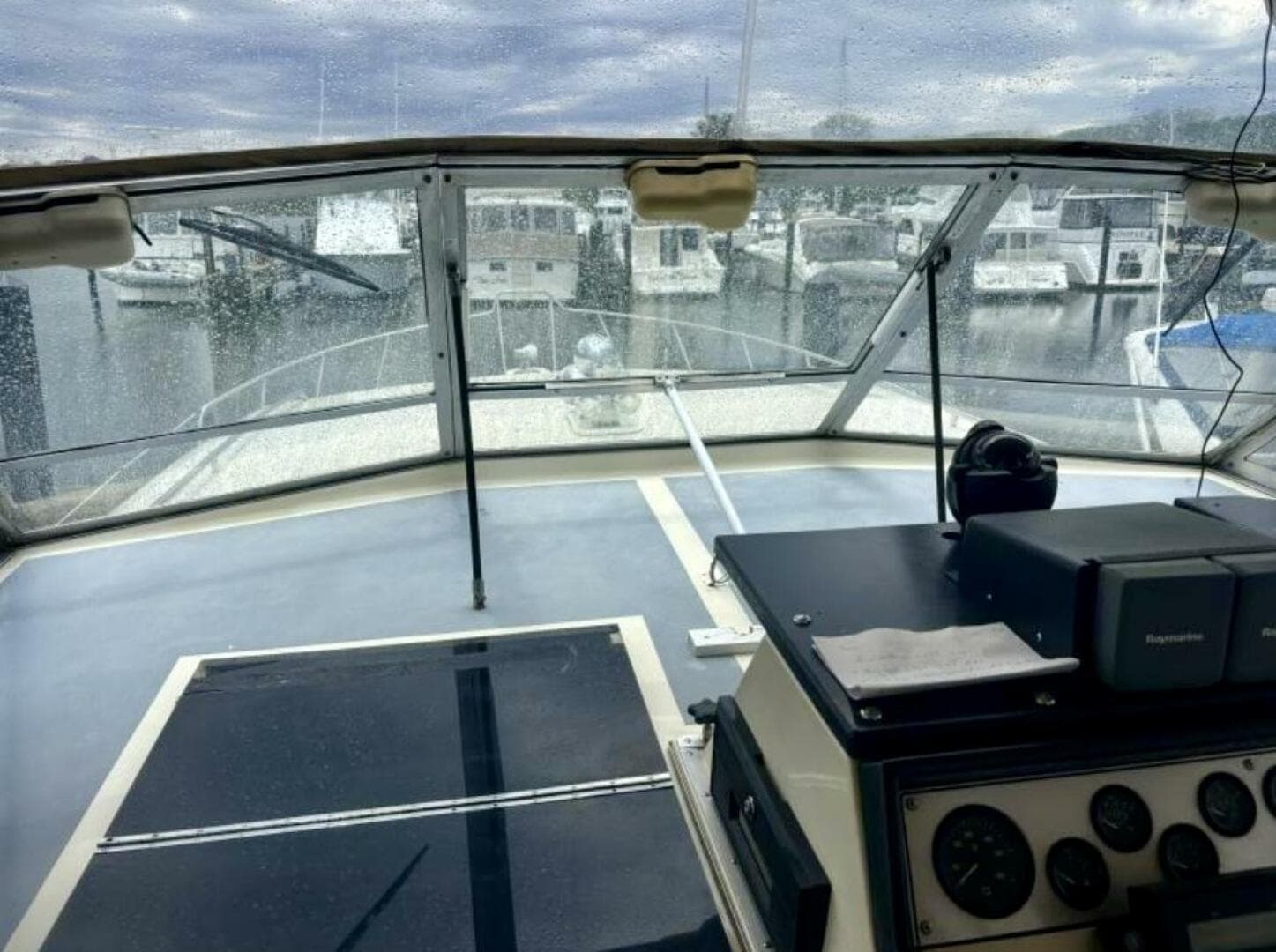 1987 Chris-Craft — photo 14