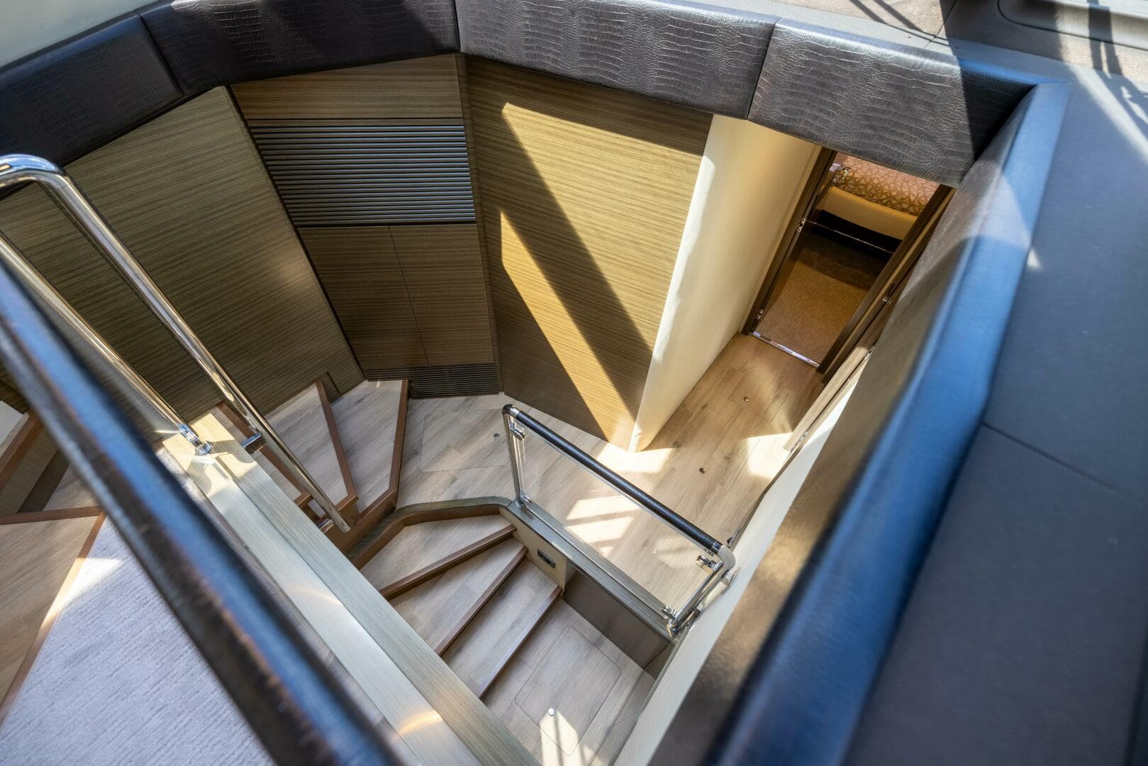 2015 Azimut 64 Flybridge — photo 15