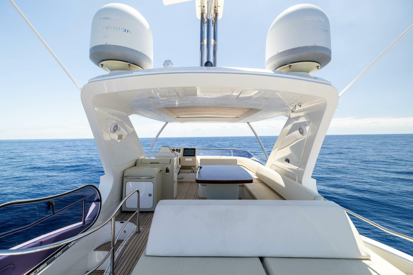 2015 Azimut 64 Flybridge — photo 43