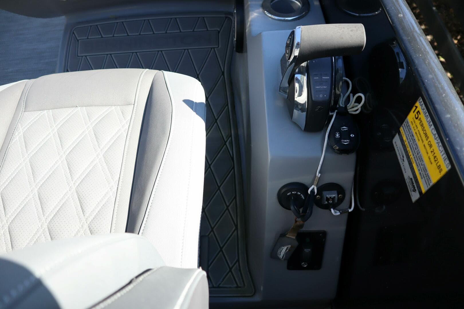 2021 Bennington Rx 25 Sport — photo 27