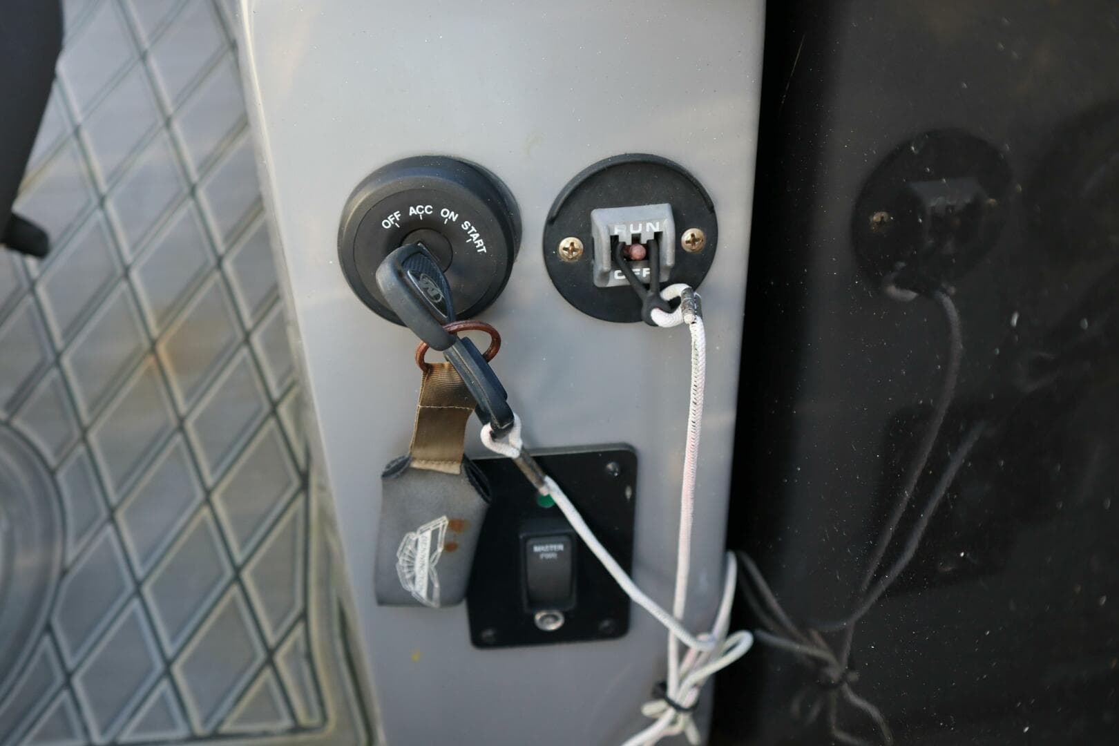 2021 Bennington Rx 25 Sport — photo 7