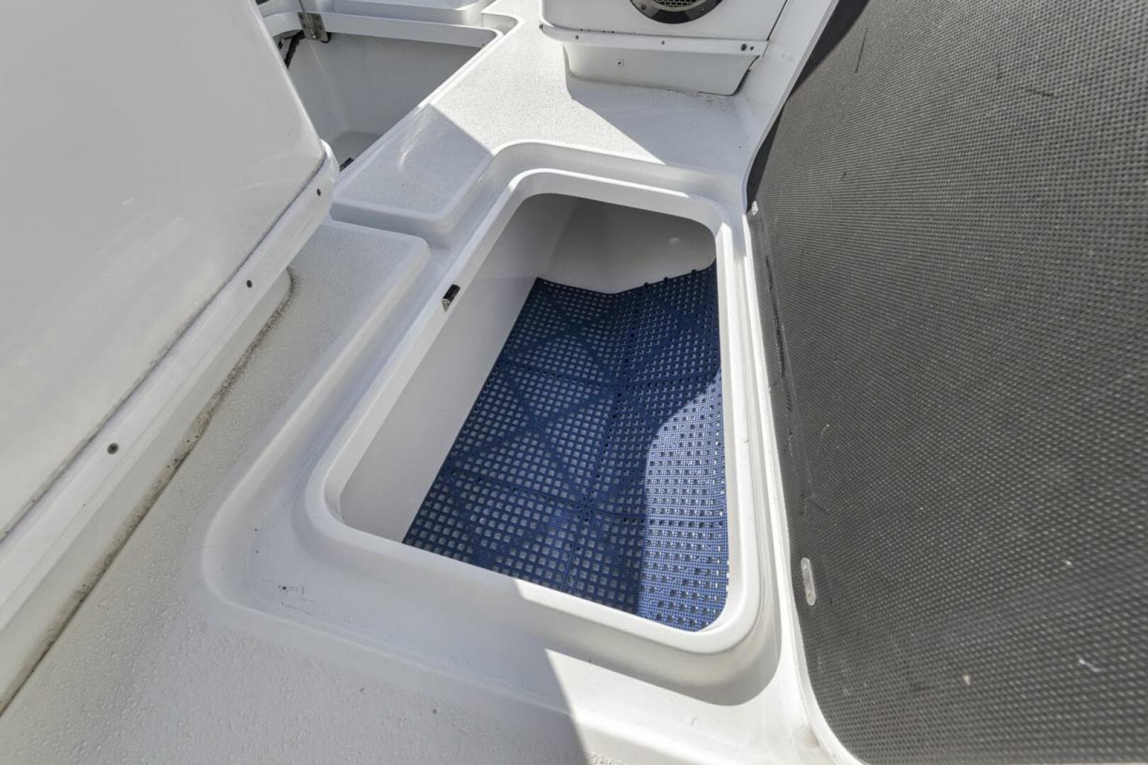 2020 Yellowfin — photo 27