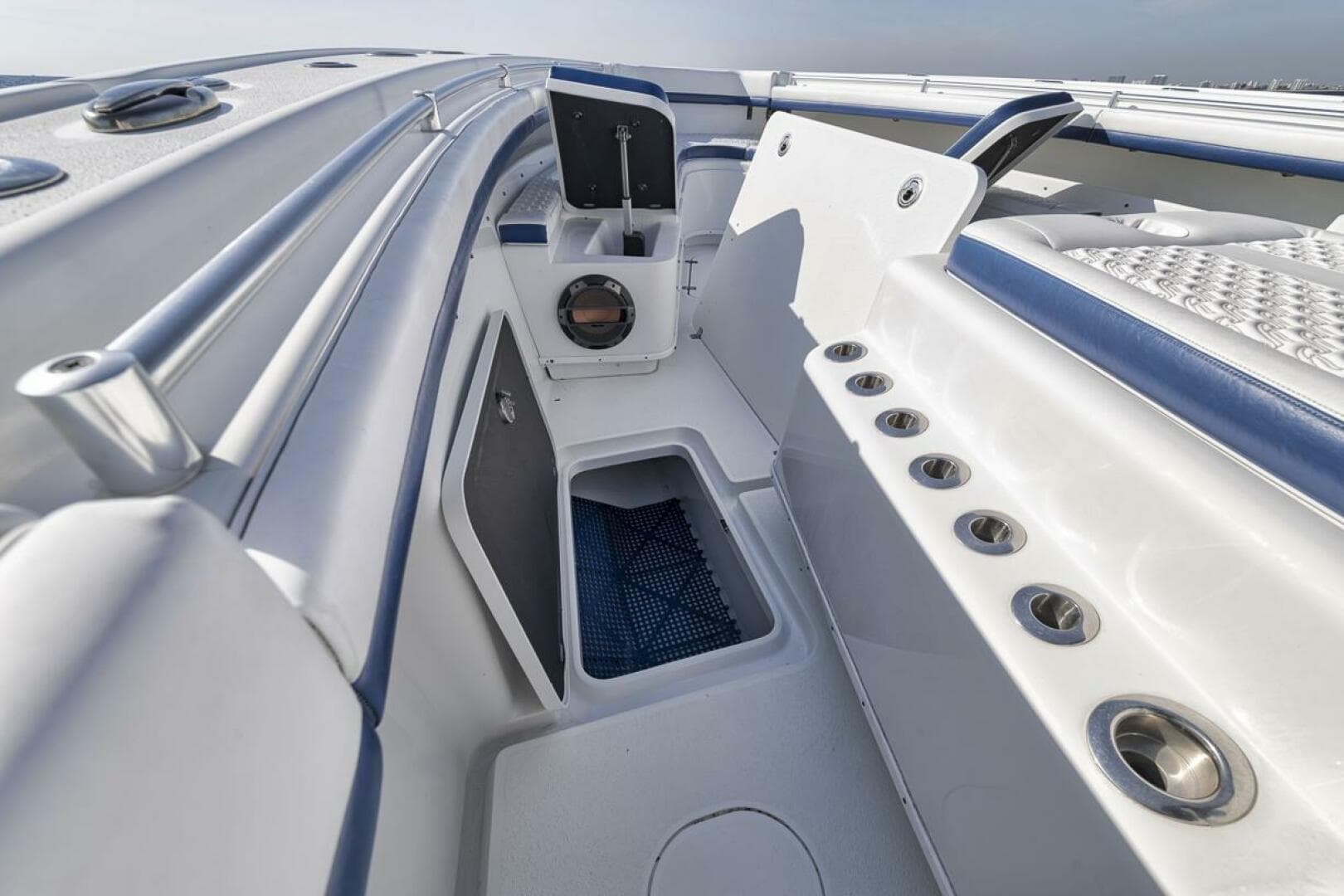 2020 Yellowfin — photo 31