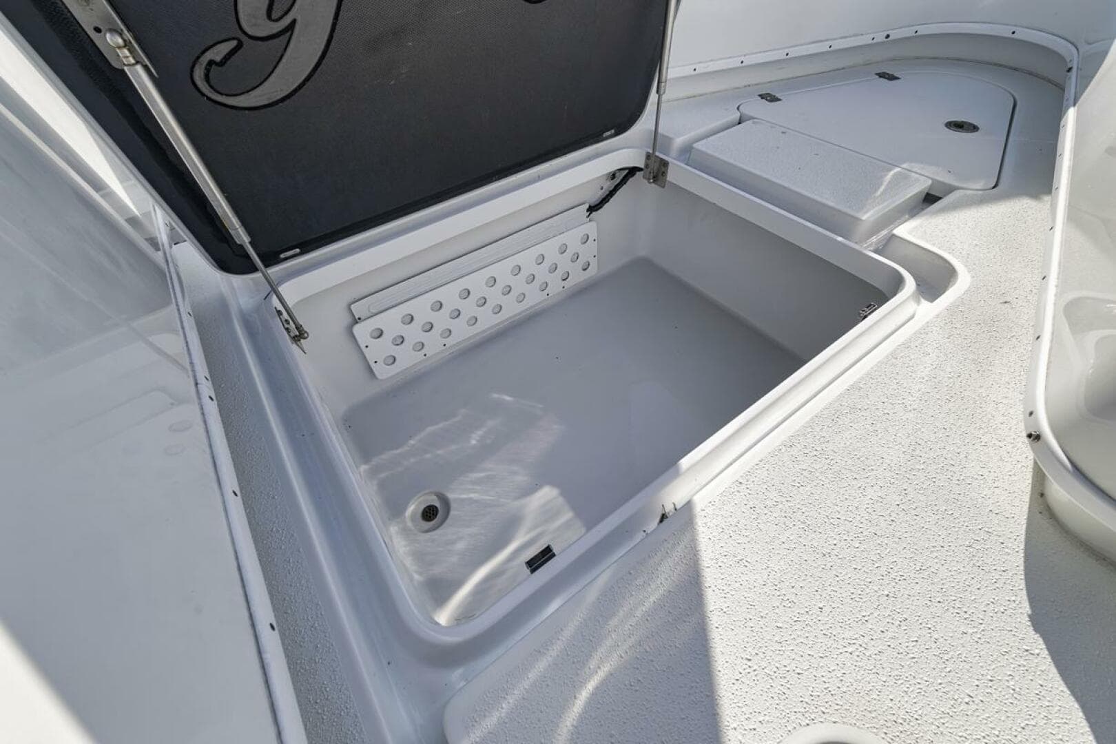 2020 Yellowfin — photo 28