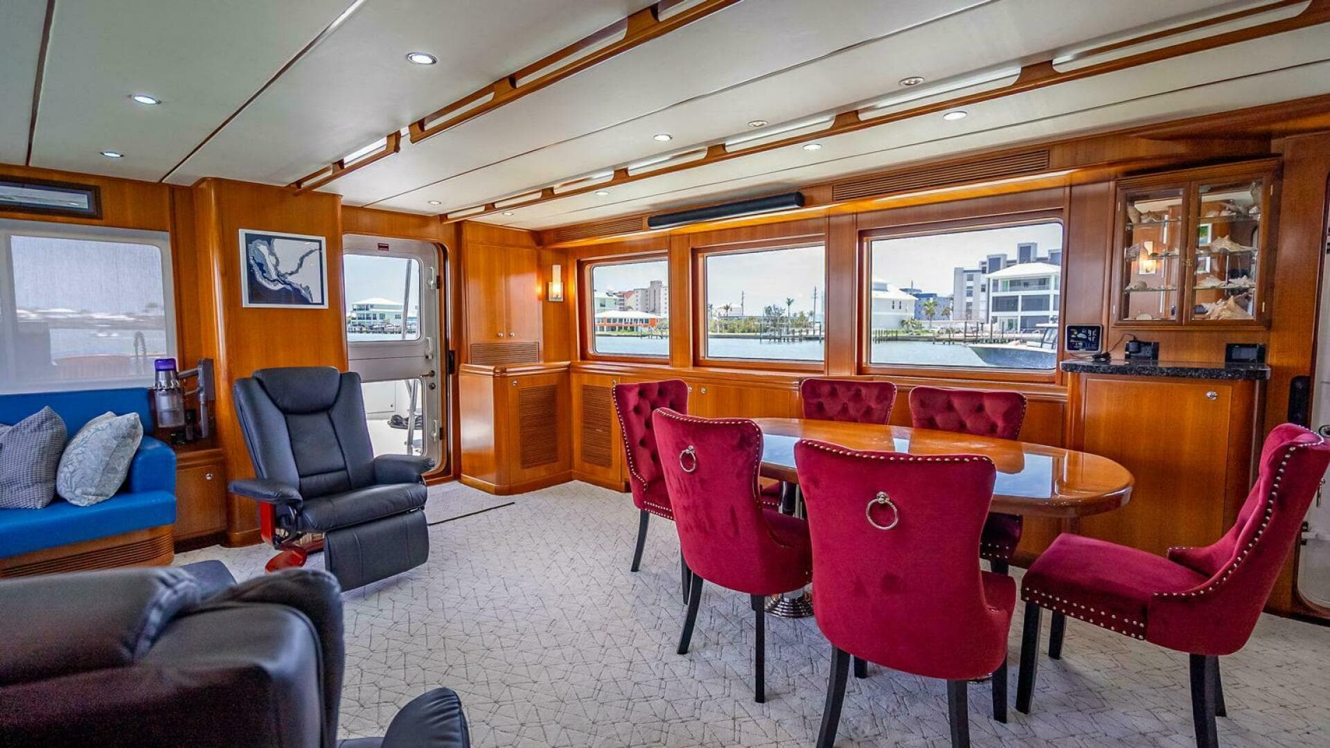 2009 Nordhavn 76 — photo 12