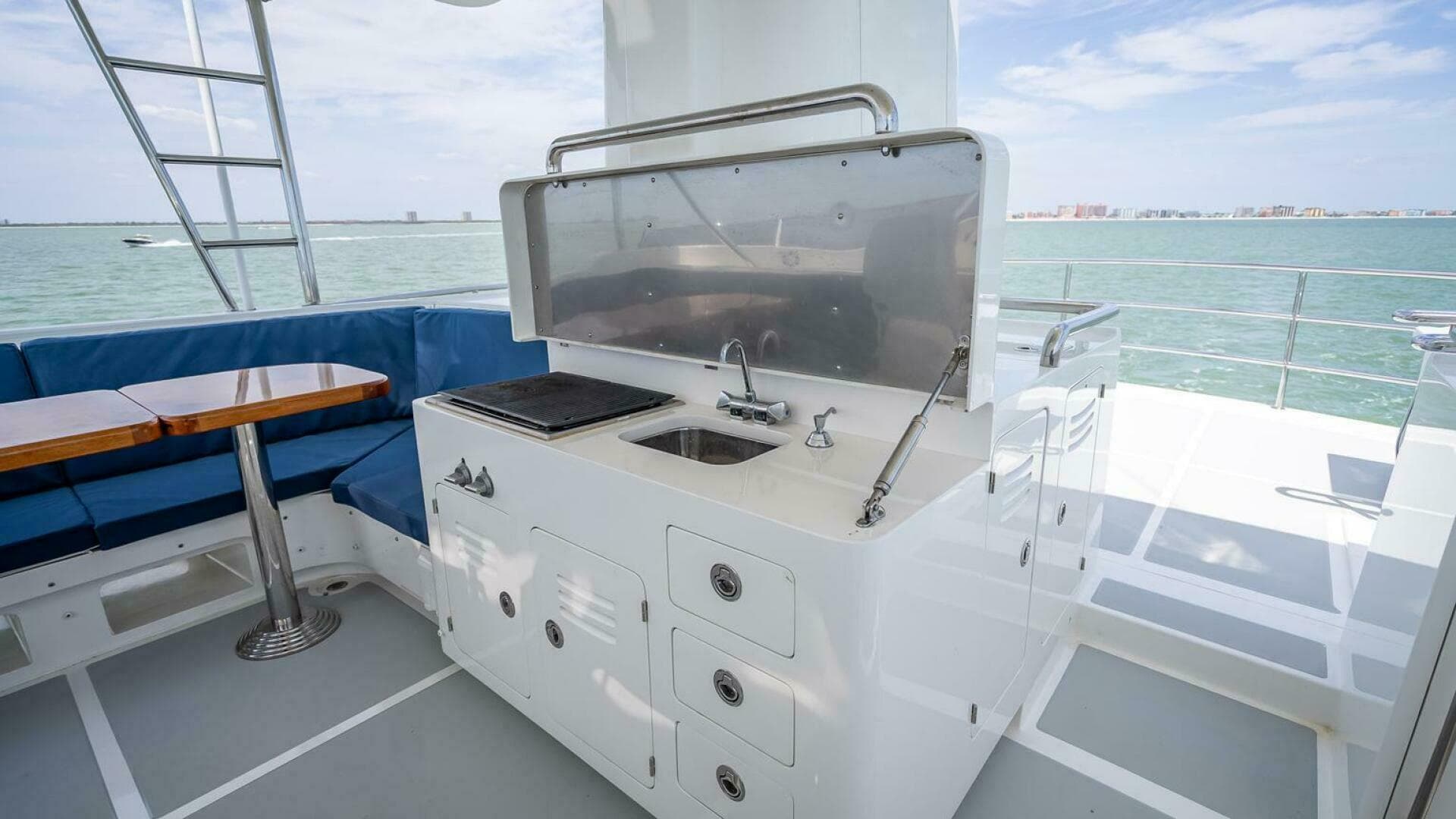 2009 Nordhavn 76 — photo 66