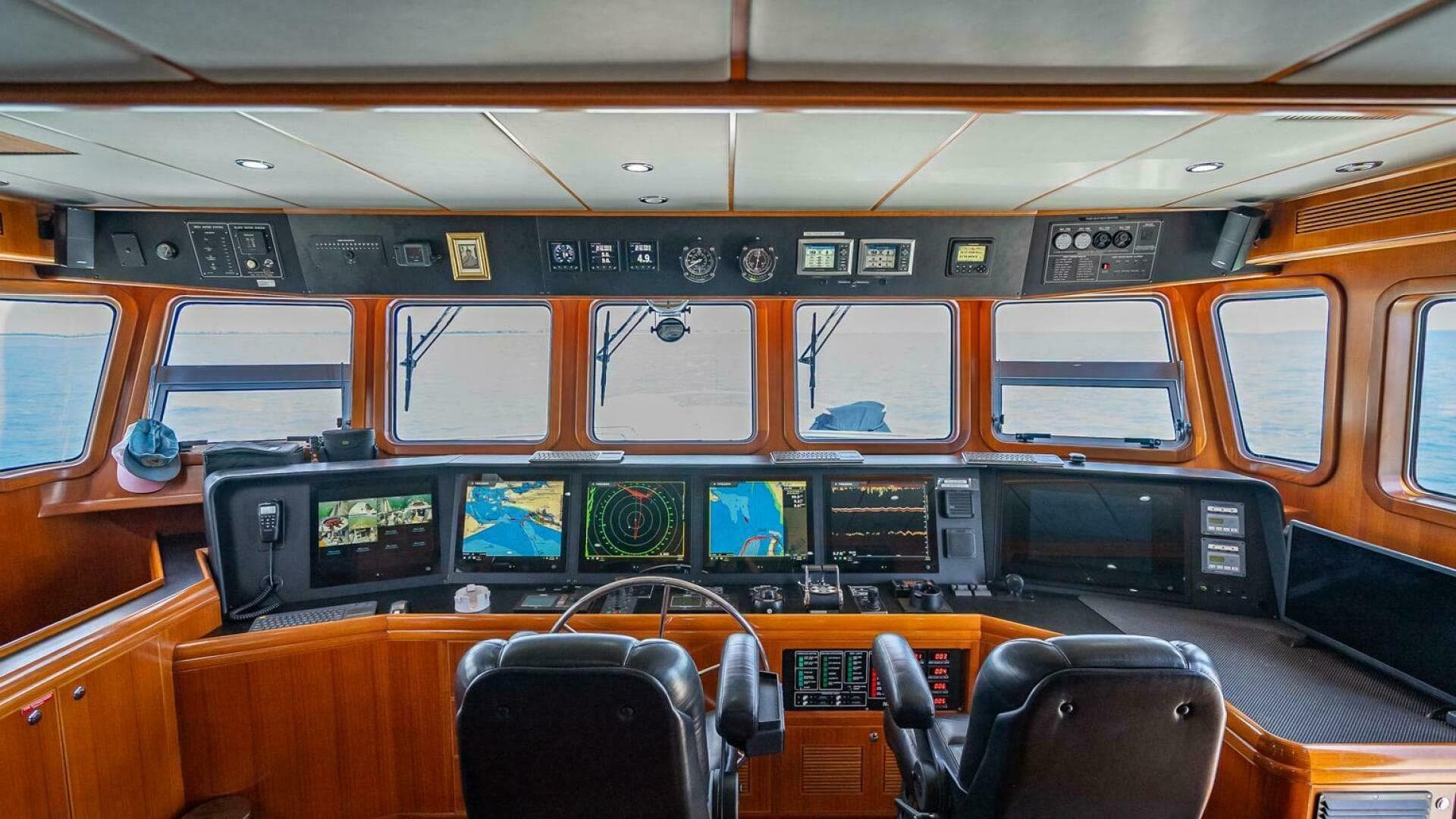 2009 Nordhavn 76 — photo 47