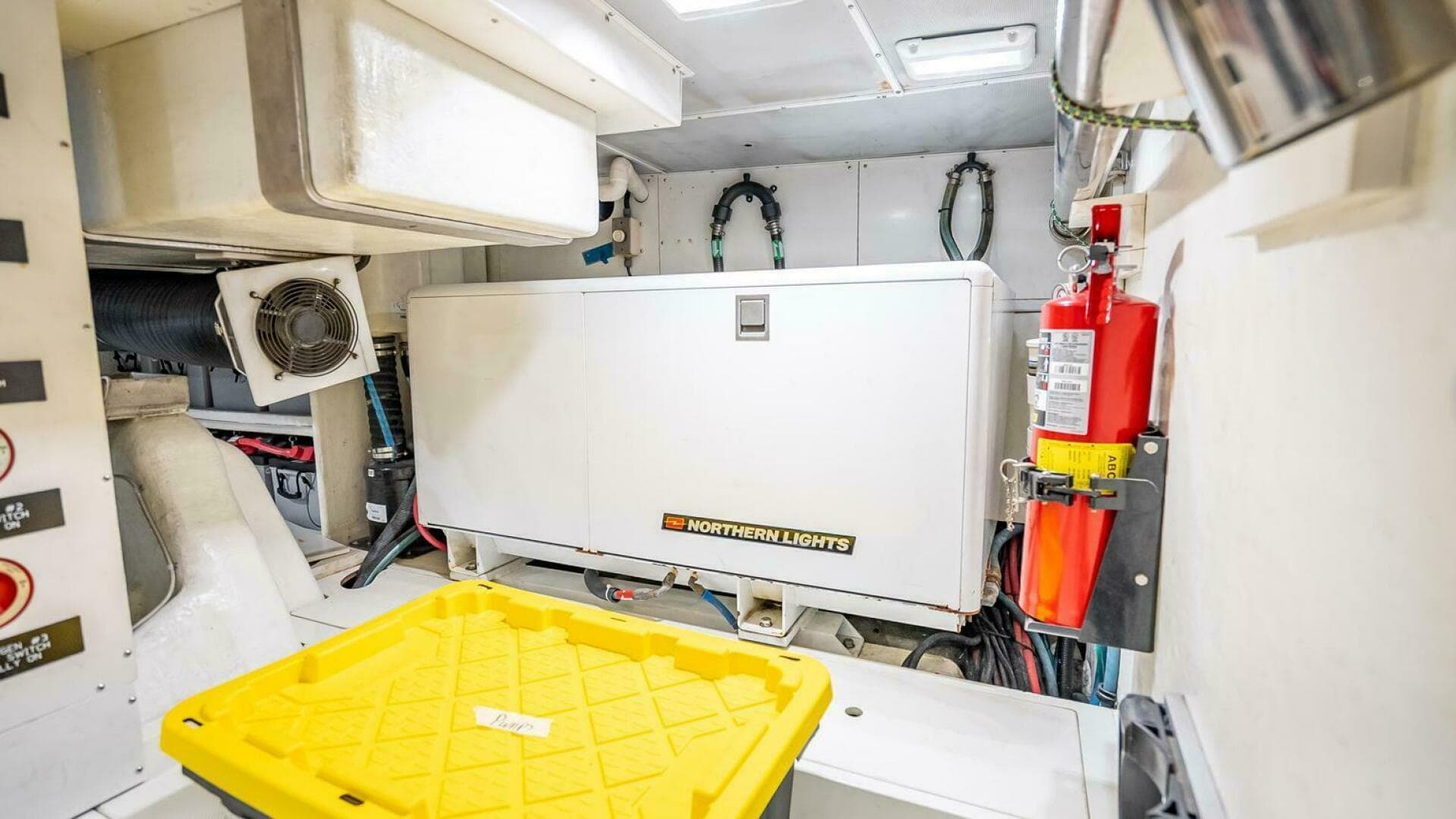 2009 Nordhavn 76 — photo 88