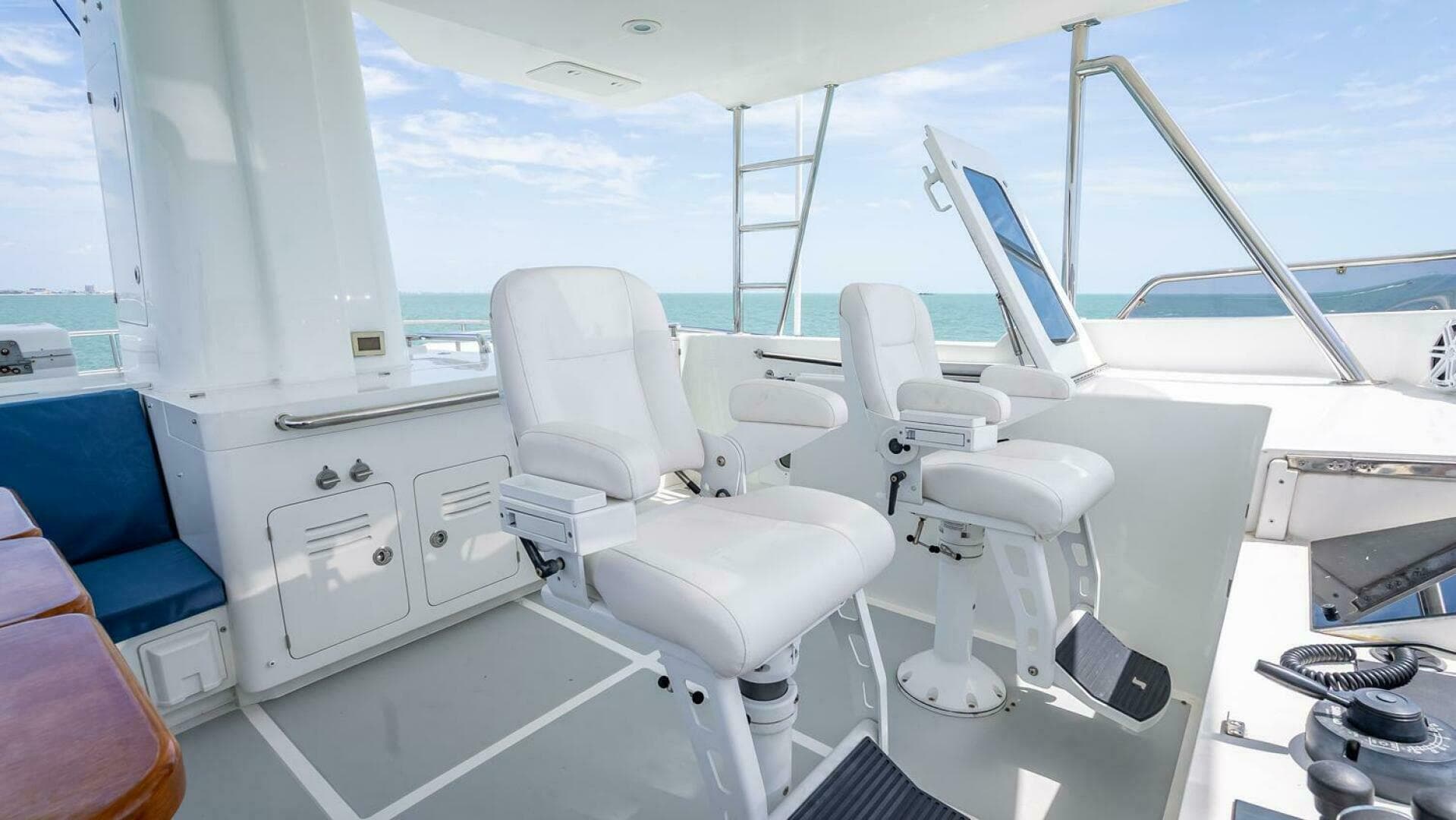 2009 Nordhavn 76 — photo 74