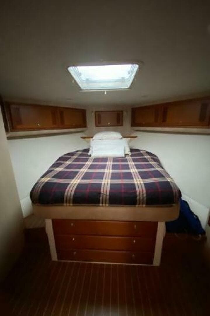 2004 Cabo 45 Express Los Suenos Edition — photo 22