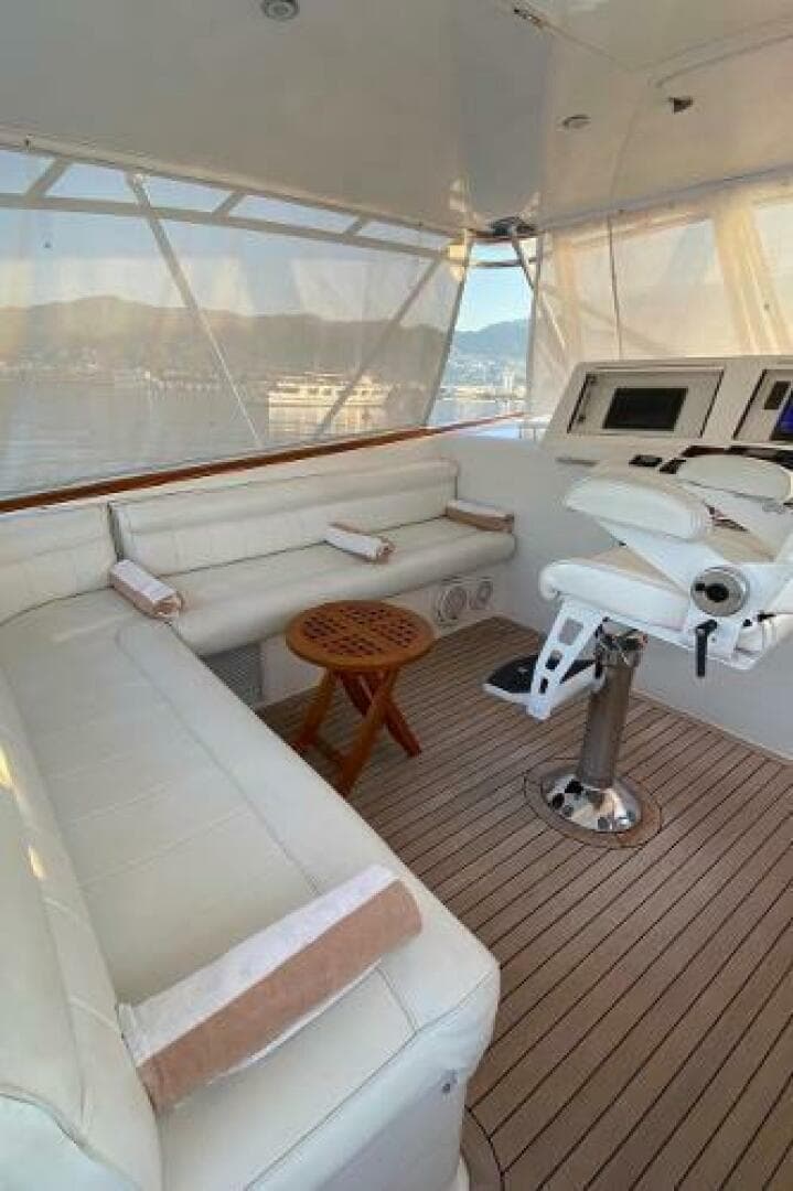 2004 Cabo 45 Express Los Suenos Edition — photo 6