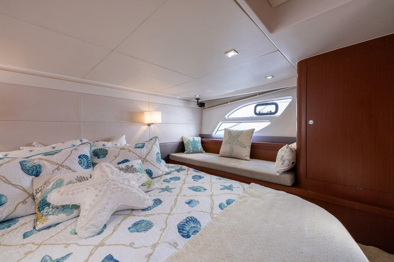 2014 Beneteau Gran Turismo 44 — photo 21