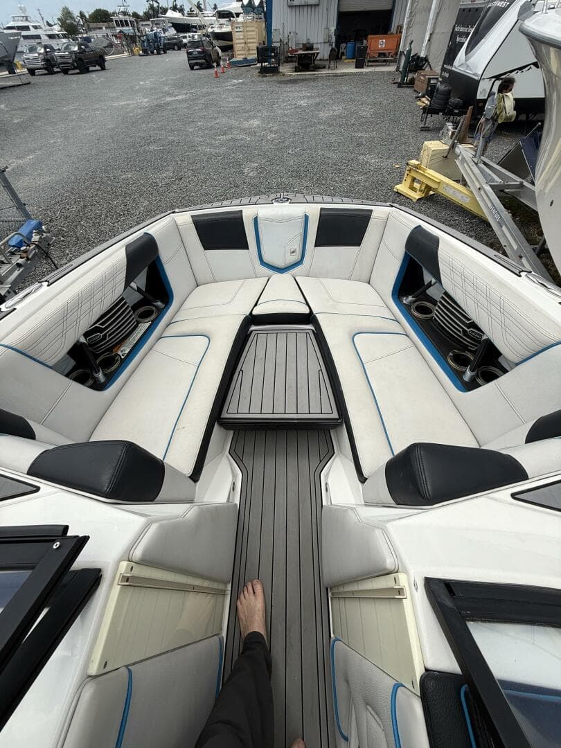2018 Nautique Super Air Nautique G23 Coastal Edition — photo 3