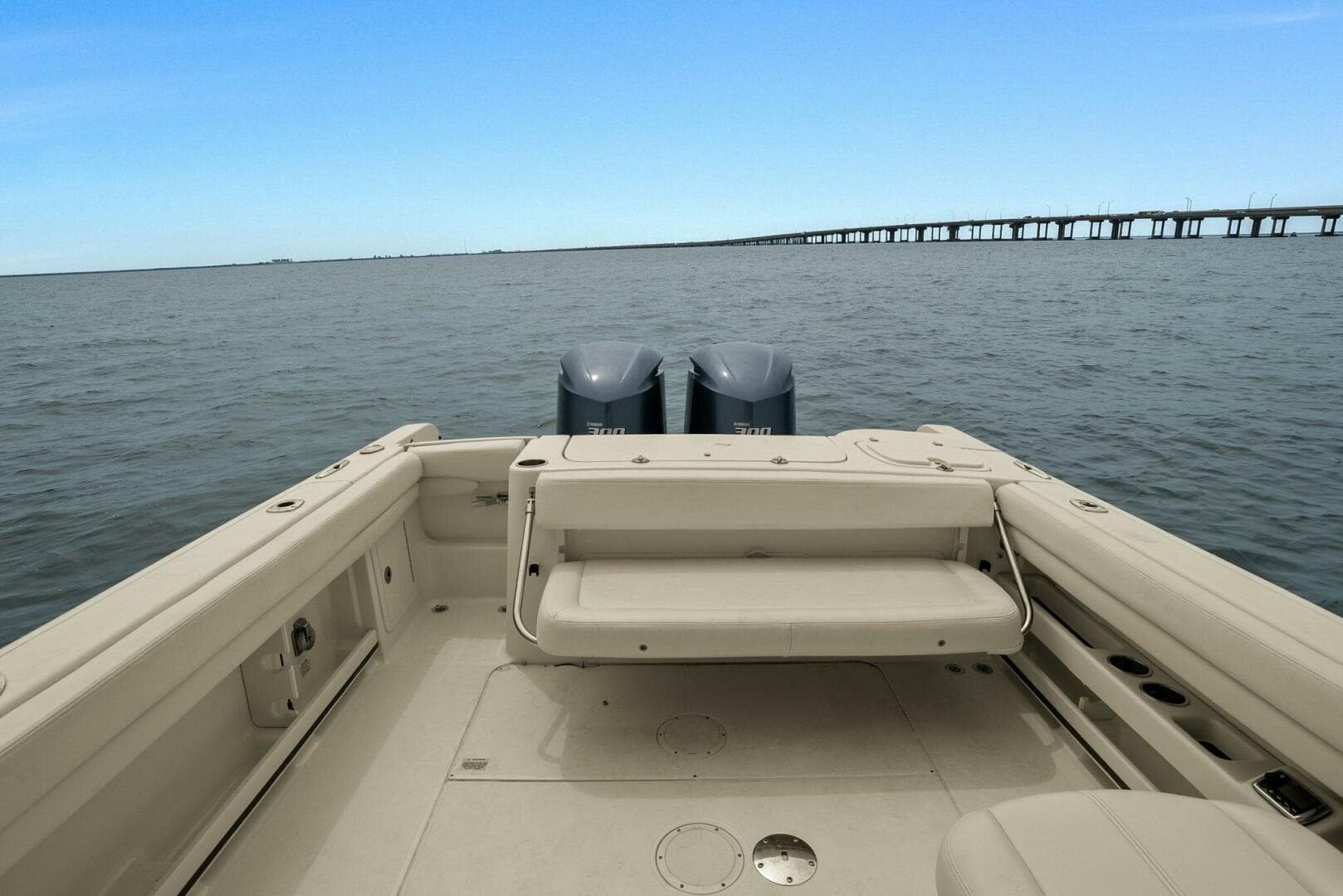 2016 Grady-White Freedom 285 — photo 4