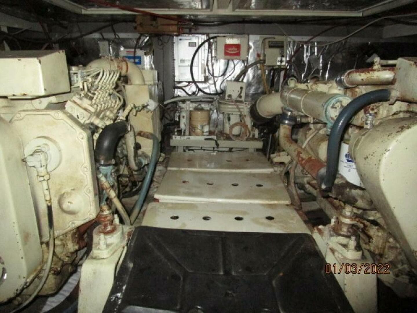 1990 Jefferson 43 Sundeck — photo 40