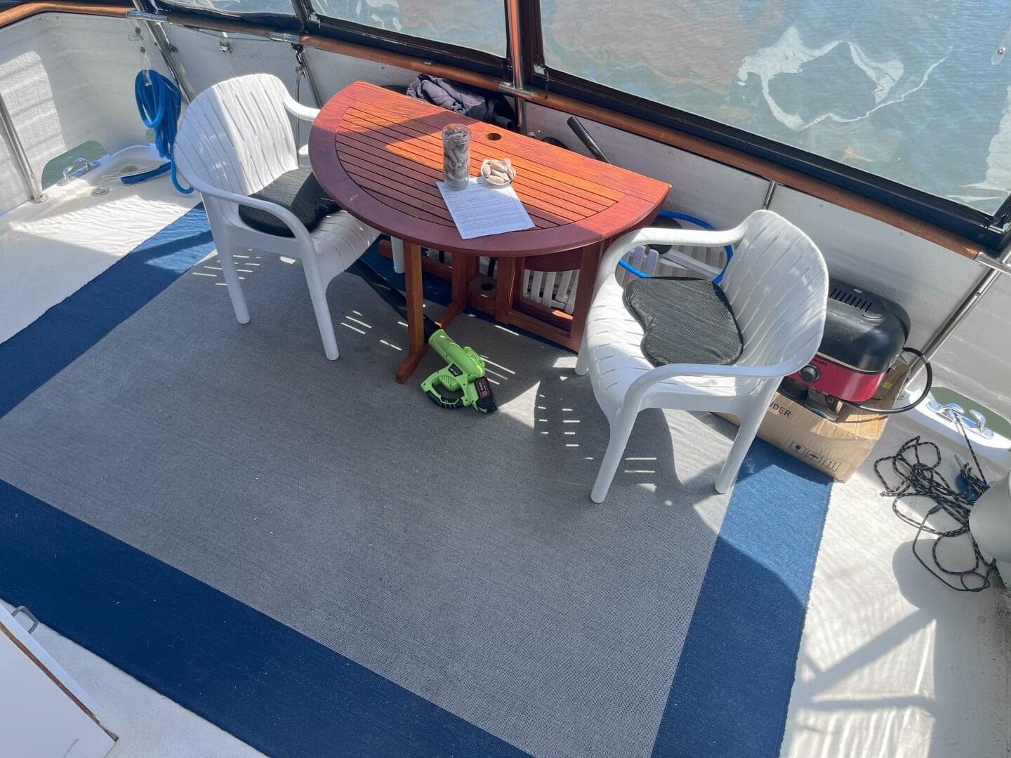 1990 Jefferson 43 Sundeck — photo 20