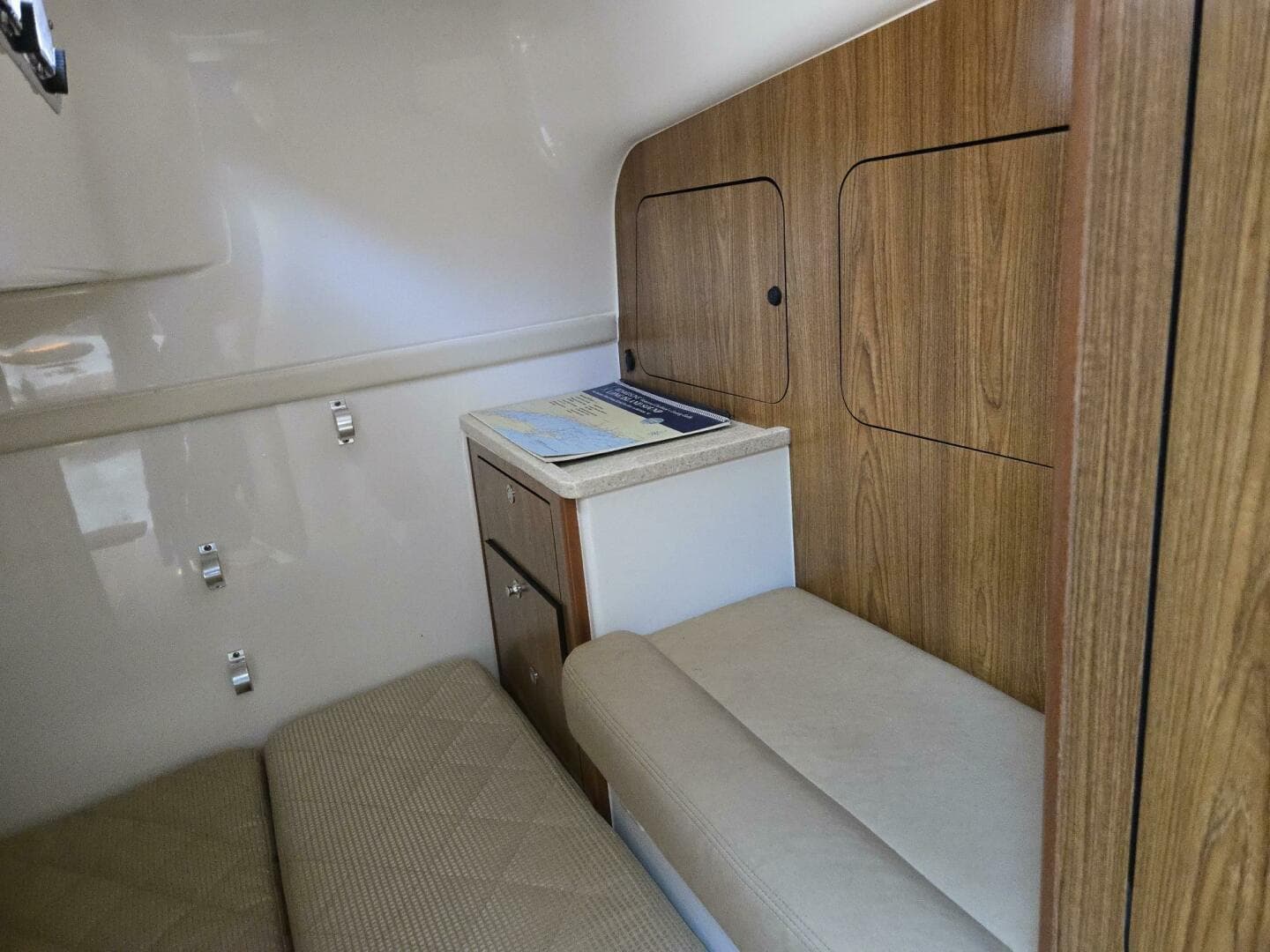 2013 Pursuit 345 Offshore — photo 30