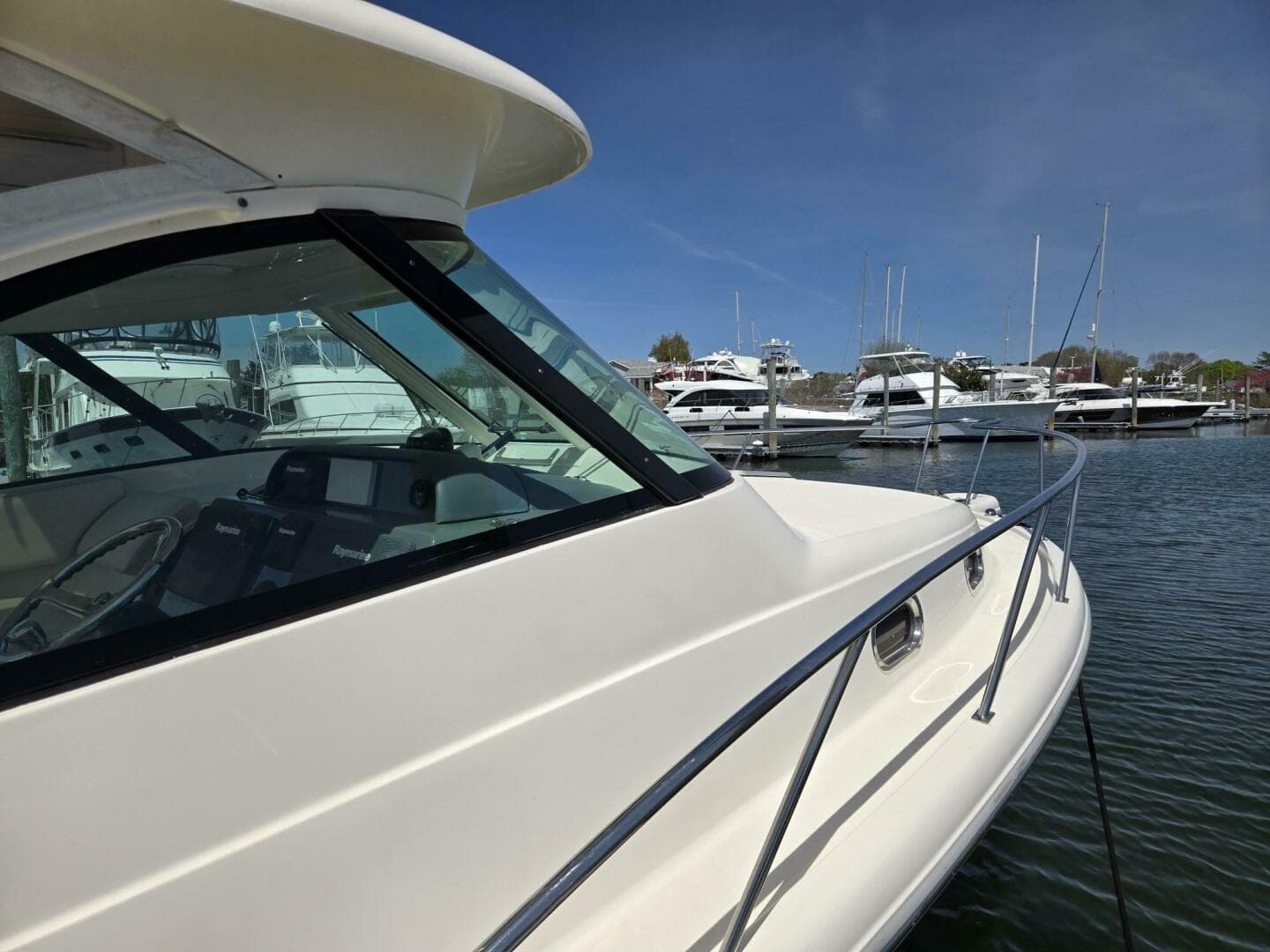 2013 Pursuit 345 Offshore — photo 8