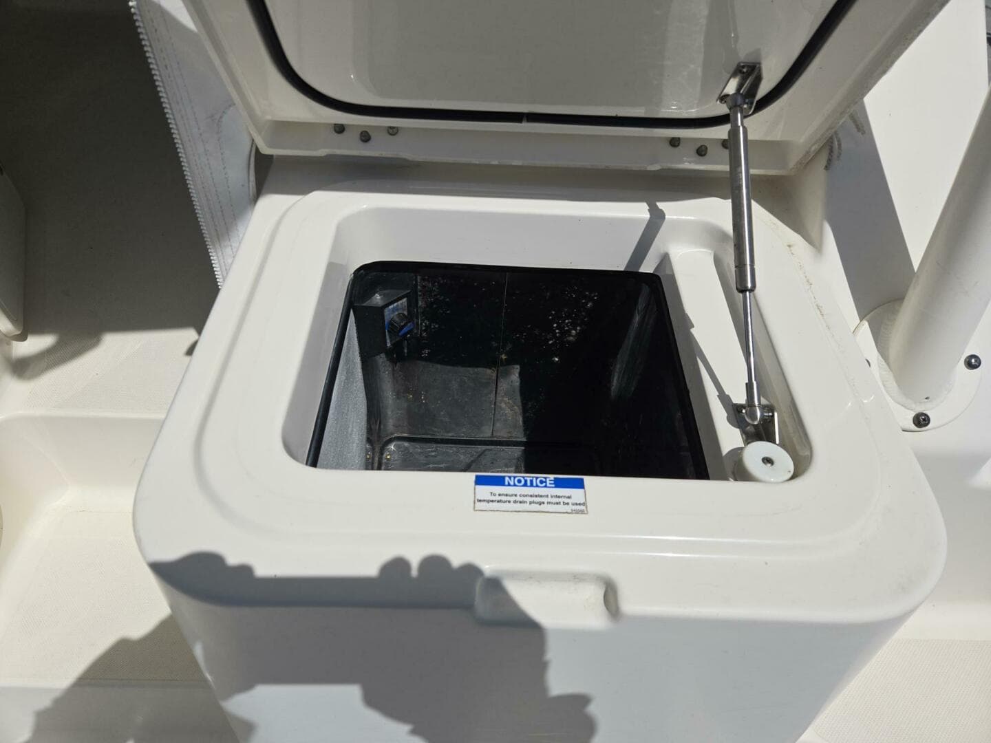 2013 Pursuit 345 Offshore — photo 36