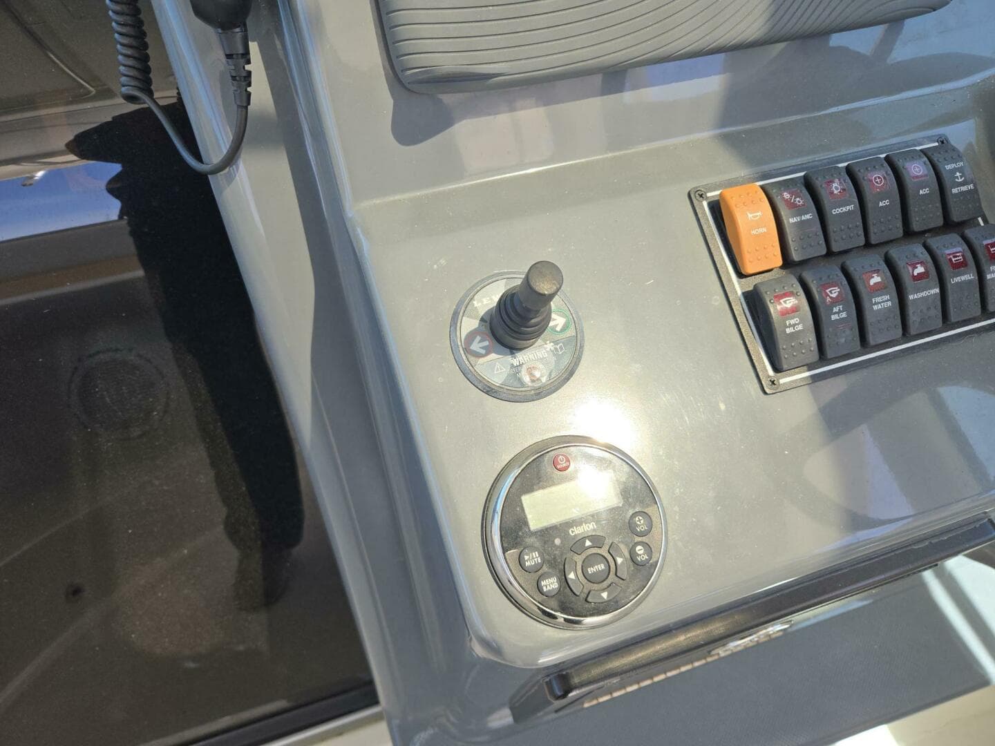 2013 Pursuit 345 Offshore — photo 26