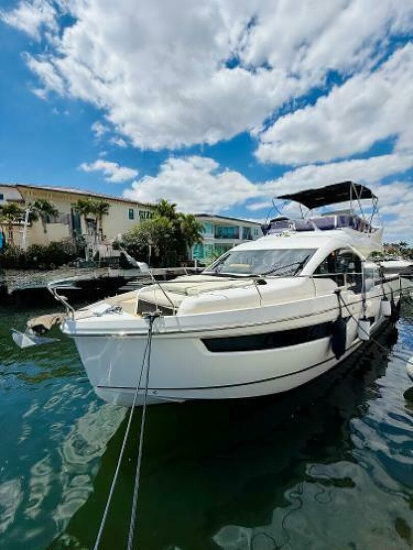 2019 Sealine F430 — photo 3