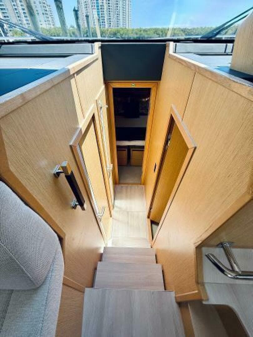 2019 Sealine F430 — photo 43