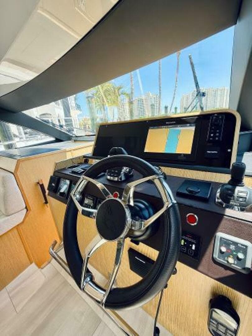2019 Sealine F430 — photo 45