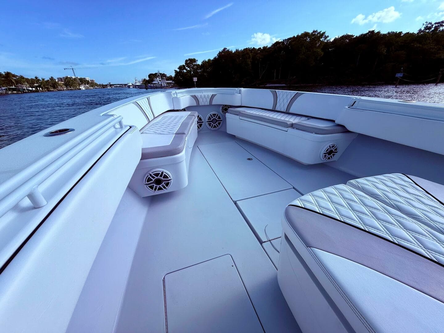 2024 Contender 39 ST — photo 14