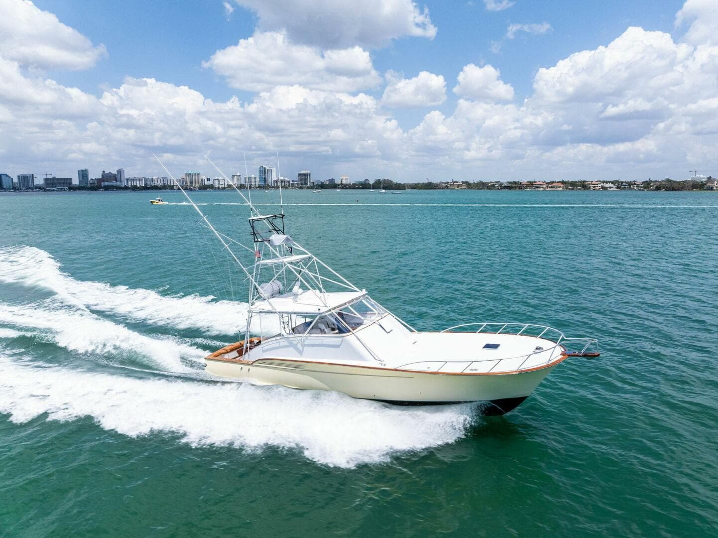 1999 Buddy Davis 52 Express — photo 81