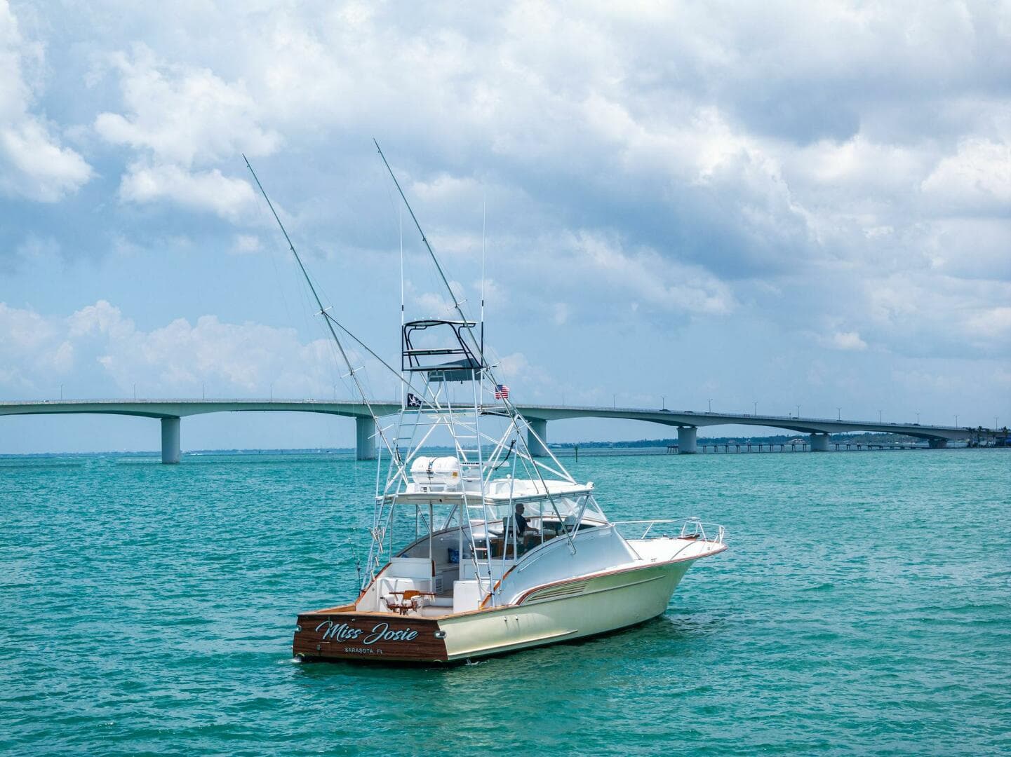 1999 Buddy Davis 52 Express — photo 65
