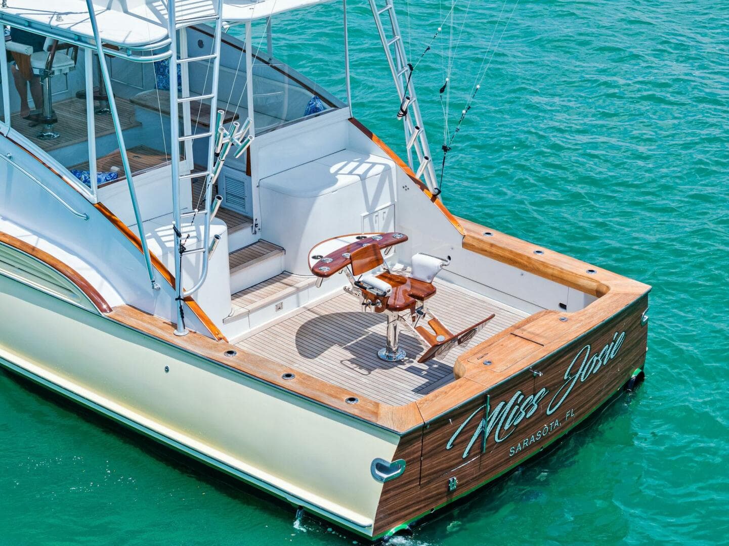 1999 Buddy Davis 52 Express — photo 63