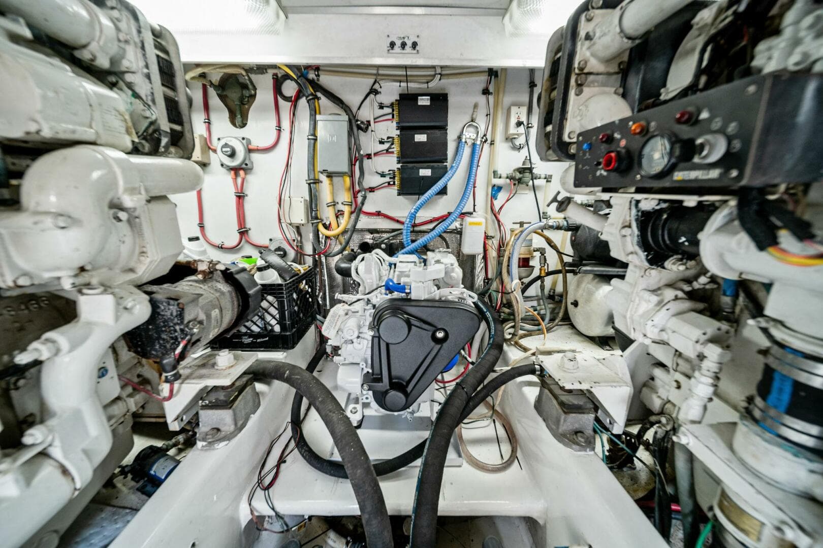 1999 Buddy Davis 52 Express — photo 58