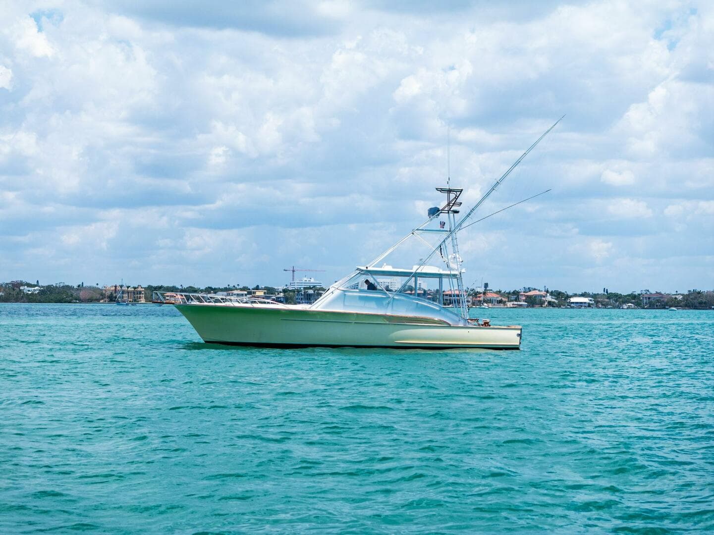 1999 Buddy Davis 52 Express — photo 71