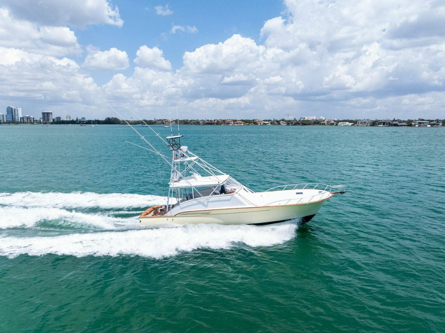 1999 Buddy Davis 52 Express — photo 80