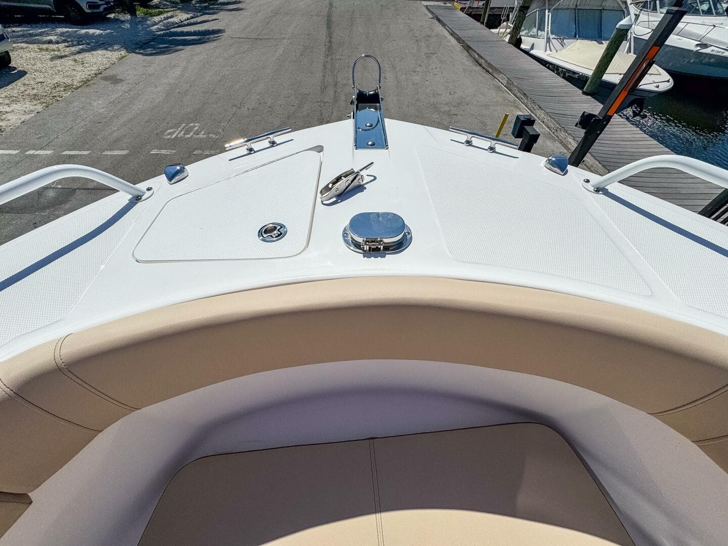 2025 Edgewater 208 CC — photo 16